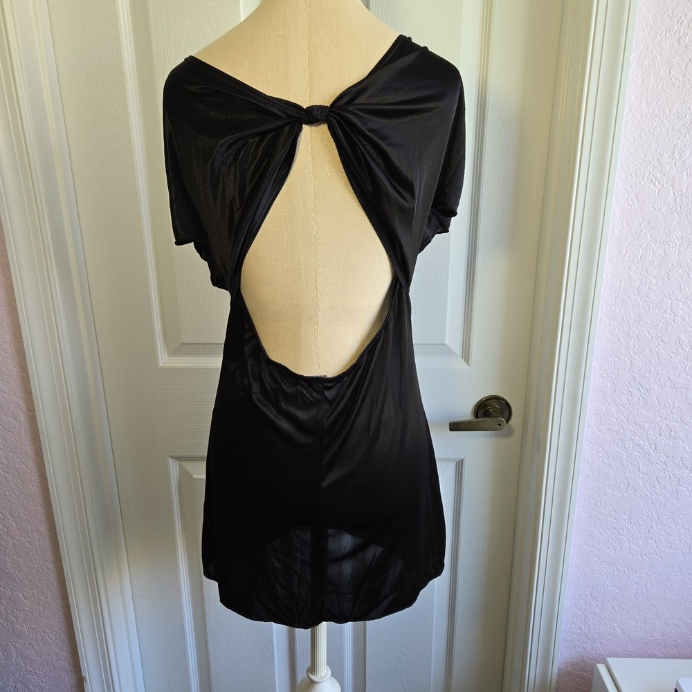 Charlotte Russe Vintage Black Long Shirt Tunic Top Size‎ Large Low Open Back - Picture 3 of 9